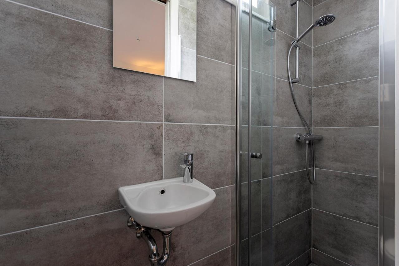 Studio Baarn With Patio, Airco, Pantry, Bedroom, Bathroom, Privacy - Amsterdam, Utrecht Exterior foto